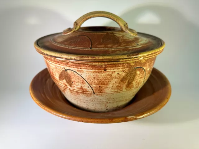 Barking Spider Pottery Covered Tureen w/coordinating Underplate North Carolina