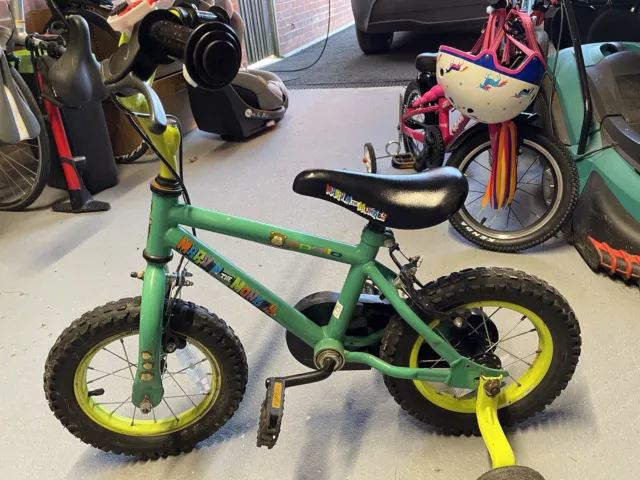 Halfords marvin the monkey bike shop