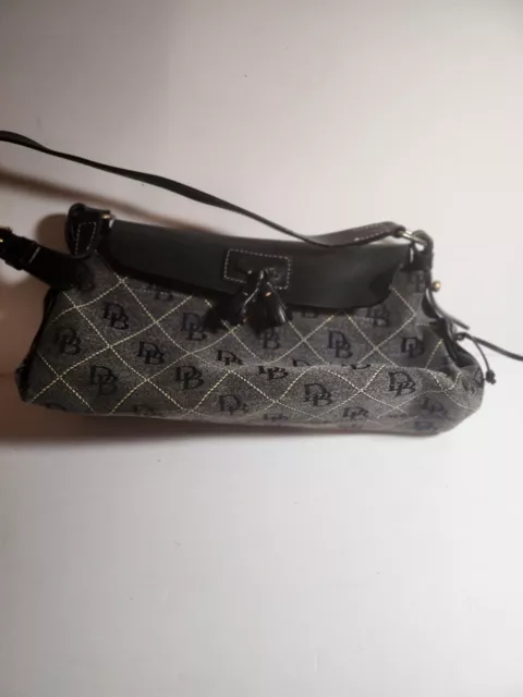 Dooney& Burke Women Handbags Small  Pre-owned, Black And Grey
