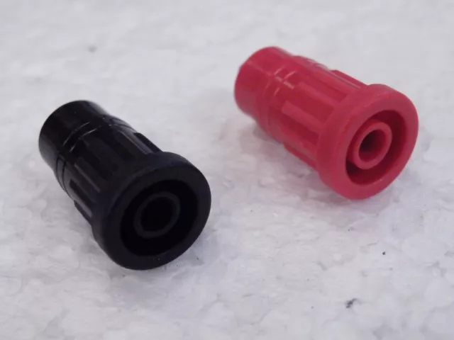 2 Pc 1 ea Red & Black 4mm Shrouded Sockets 1000v 24A Push Fit into panel 8g CF47