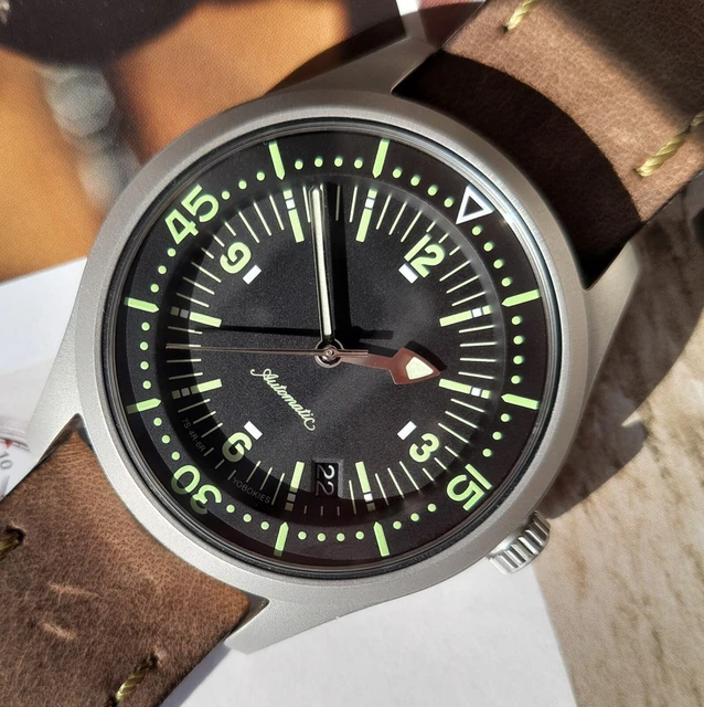 Seiko snzg15 movement top