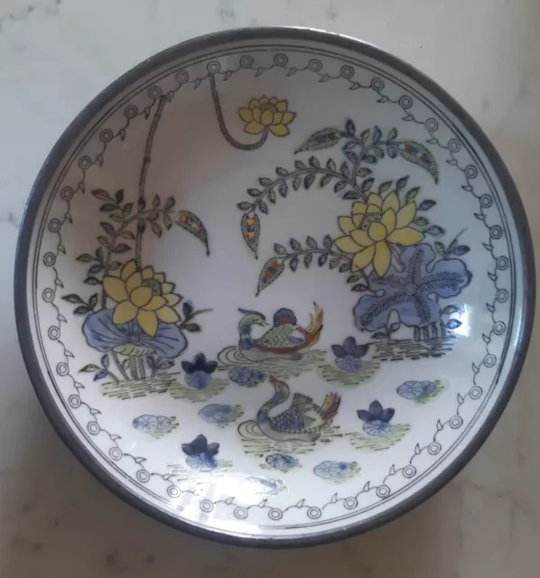 assiette creuse en porcelaine doublée d'étain- fleurs et ibis- Hong Kong - Asie