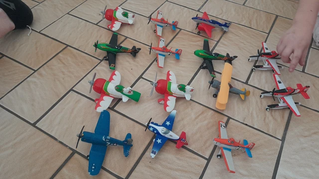 Disney Pixar Lot De 14 Avions Planes