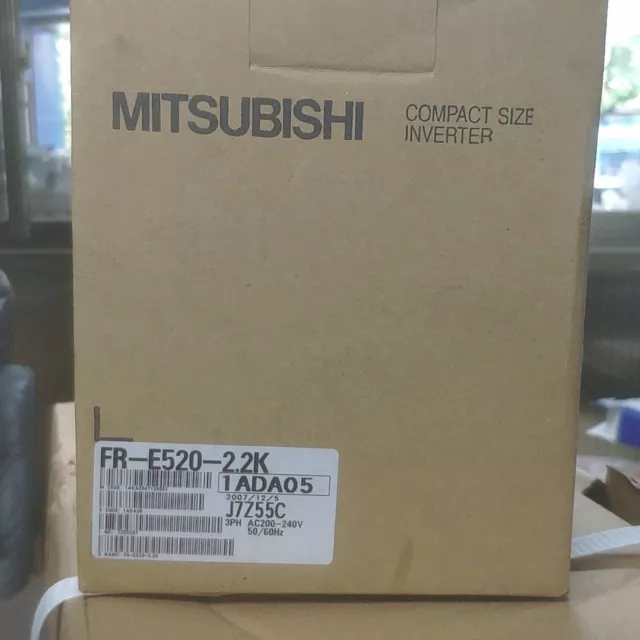 One FR-E520-2.2K Mitsubishi Inverter New In Box Expedited Shipping