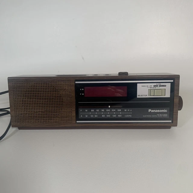 VINTAGE PANASONIC FLIP Clock Radio RC6030 AM FM Alarm Works 24.99