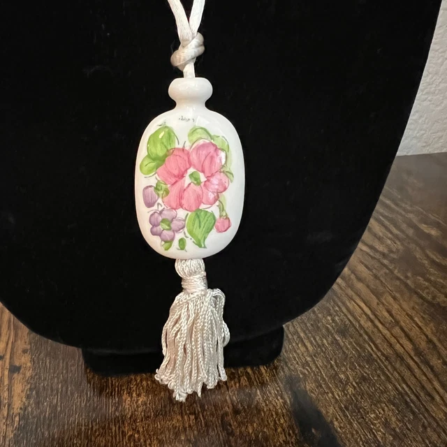 Vintage 1980s Avon Hand Painted Brazil Necklace Ceramic Floral Pastel