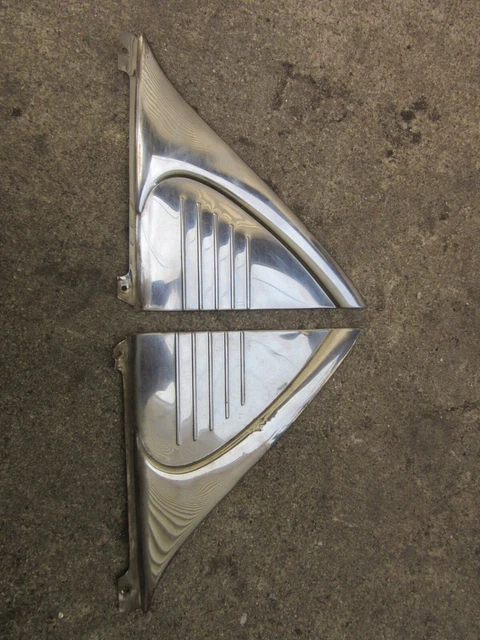 1953 1954 Chevy 4 dr REAR PILLAR WINDOW LOWER CORNER TRIM MOLDINGS Original GM