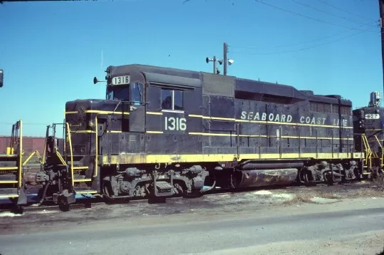 Scl 1316 Gp-30 Charleston Sc (Seaboard Coast Line) Original Slide 11-05-78 T10-9