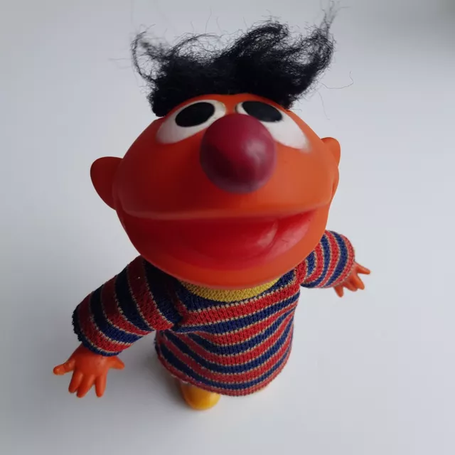 1970s MI Sesame Street Ernie vinly toy windup figurine Mecanica Ibense 16cm VTG