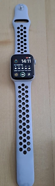 Apple Watch SE Nike