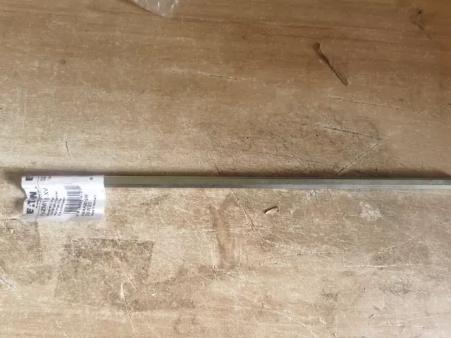 1PCS New Eaton Moeller NZM1/2-XV4 400mm  Extension Axle Brand