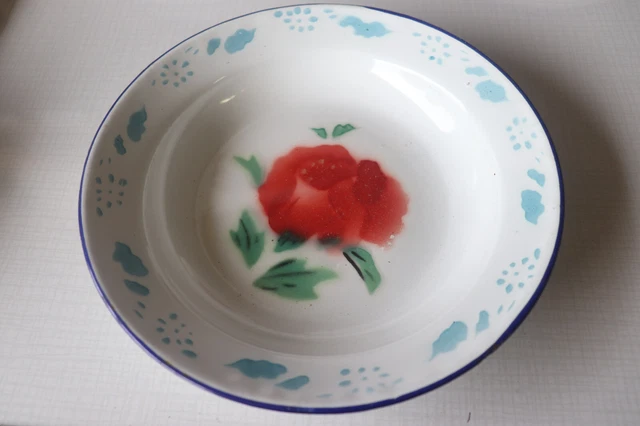 BELLE ANCIENNE ASSIETTE EN TÔLE ÉMAILLÉE - DÉCOR FLEUR - ASSIETTE CREUSE 22 cm