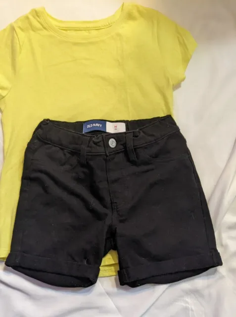 girls outfits size 7/8 Tshirt And Shorts