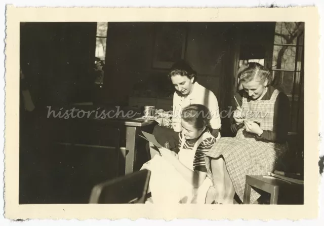 3 Mujeres en El Manualidades - Antiguo Foto 1930er