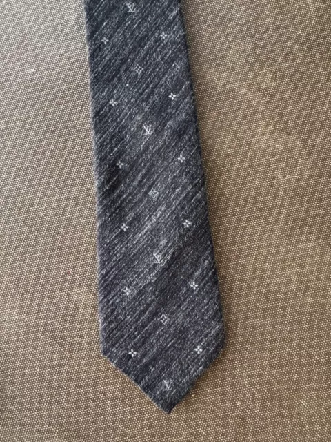 Cravatta monogramma grigia originale Louis Vuitton - condizioni immacolate - prezzo di prezzo £180