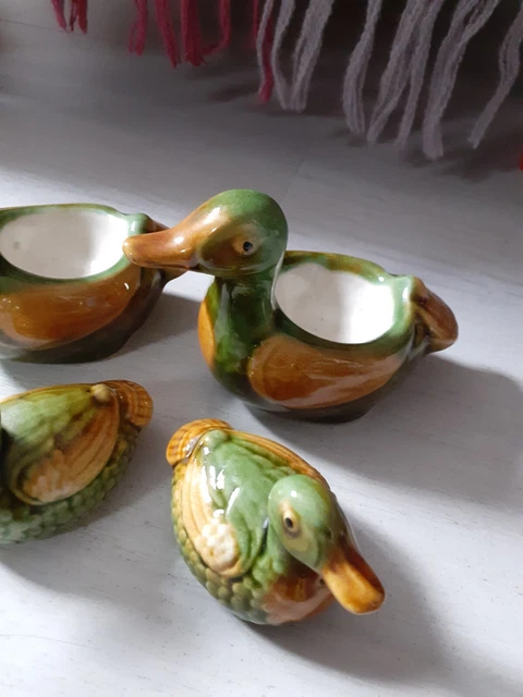 Lot De 4 Coquetiers En Céramique Animaux - Grenouille, Coccinelle, Vache, Cochon - 6x5x6 Cm - Déco Petit Déjeuner Amusante