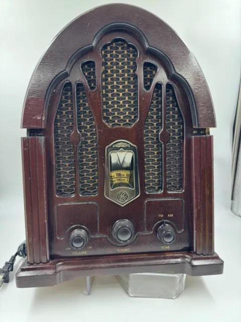 General Electric GE Wood Cathedral AM/FM Radio Reproduction-Model No.7-4100JA