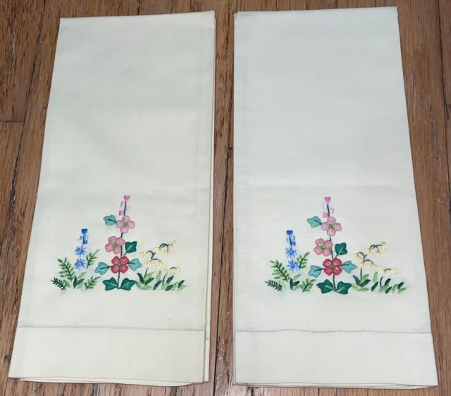 Guest Hand Towels Hand Embroidered Pair Lot of 2 Vintage Linen Yellow Floral