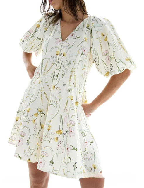 H&M Dress Size XL Floral Mini with Flared Skirt Short Sleeve Button Front V-Neck