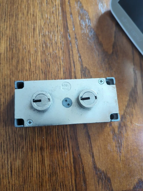 Bullseys/LeFebure 7300 Series Fixed Lever; Non-Handed; 1/2