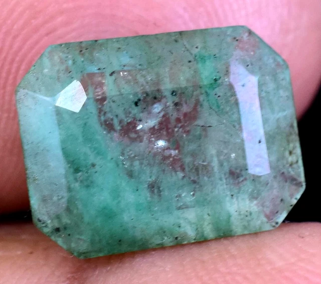 Pierre Précieuse émeraude Brute Naturelle De Colombie – Vert Intense 13x18mm