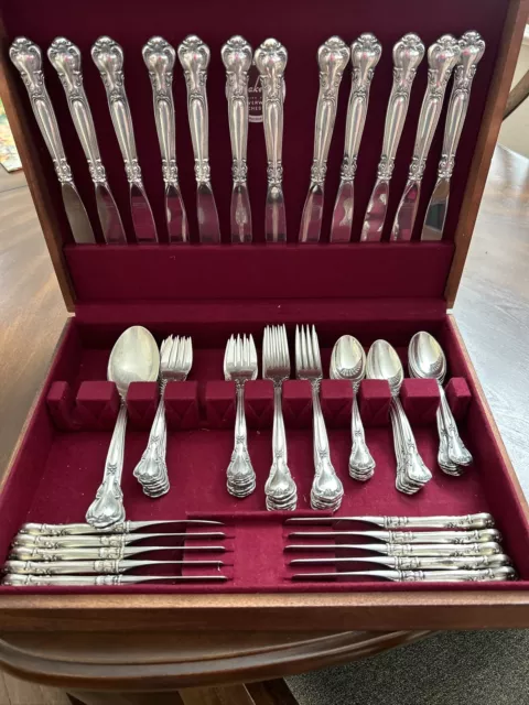 Gorham Chantilly Sterling Silver Flatware Set 68 Pcs. with box