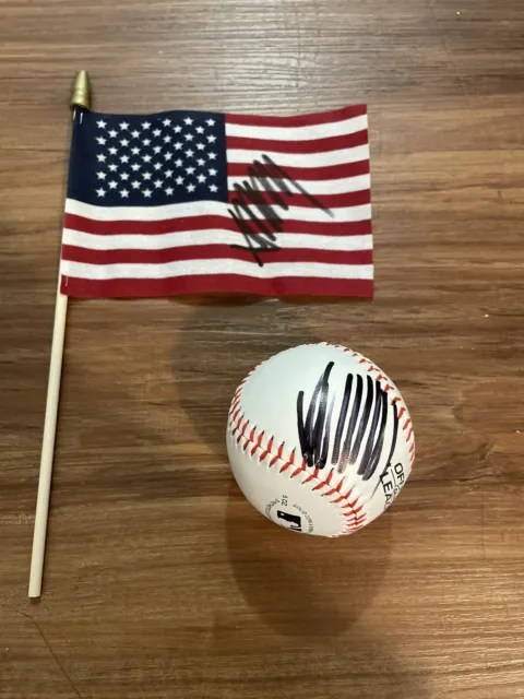 Authentic Donald Trump Autographed Baseball & Mini flag lot 🇺🇸