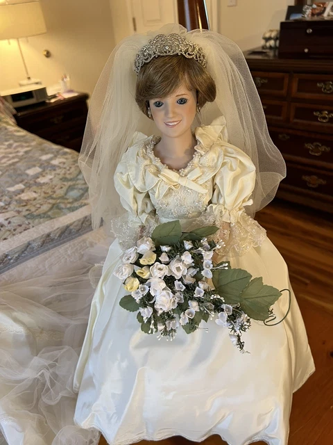 PRINCESS DIANA Doll Danbury Mint Porcelain Wedding Bride New BEAUTIFUL In Box