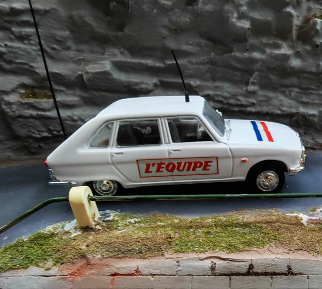 Miniature Renault 5 Turbo Rallye Tour De France #4 Calberson - Universal Hobbies 1/18 - Occasion