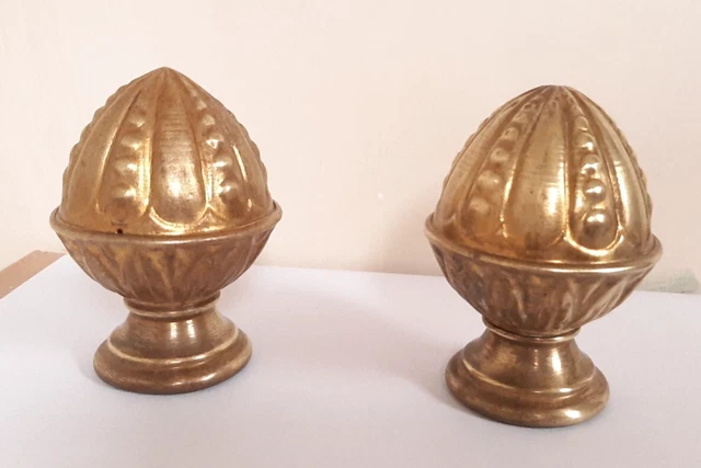 Deux Boules D’Escalier Anciennes En Bronze Laiton – Embouts De Rideaux Vintage 40-60