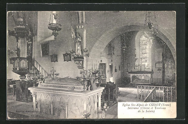 Etréchy - Intérieur de l'église - Carte postale ancienne et vue d'Hier
