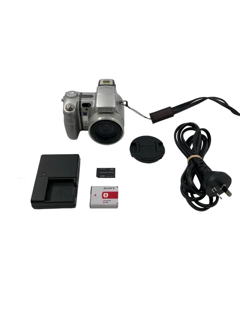 SONY CYBER-SHOT DSC-H7 With Battery Charger Digital Camera - Main Image