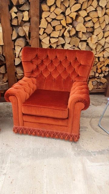 Vintage Chesterfield Club Chair ( 1 CHAIR)