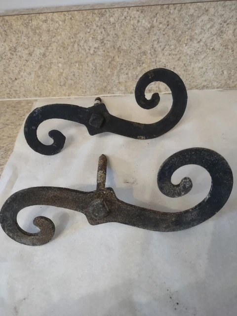 PR Old Primitive Metal Iron Scroll Window Shutter Dogs Fastener Holder 8" Bolt
