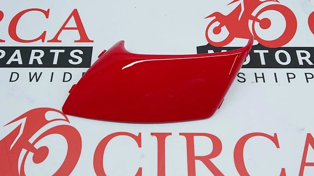 TRIUMPH DAYTONA 955i Left Duct Intake Panel (Tornado Red) T2304772CM