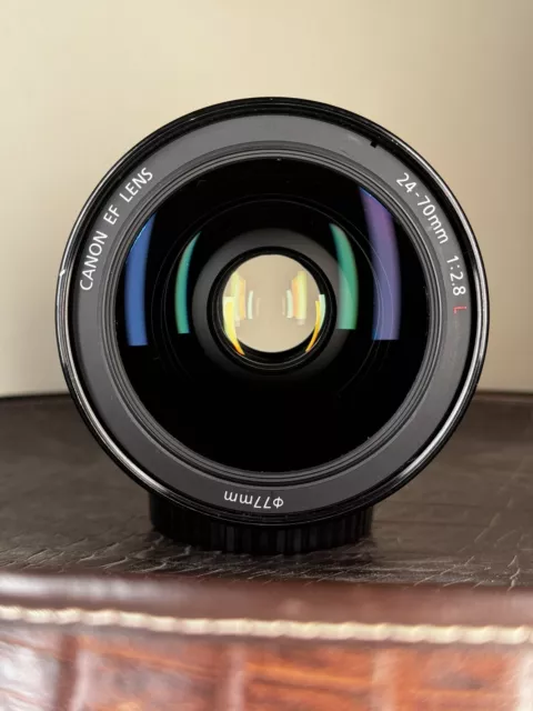 Canon EF 24-70mm F/2.8 USM Lens - Perfect Condition.