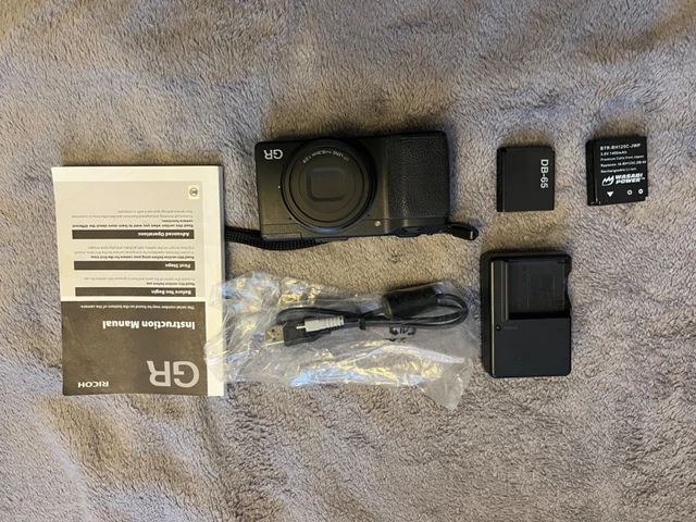 Ricoh GR 16.2MP Digital Camera - Black 2
