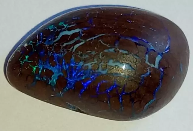 Australian Boulder Opal 10.65cts Beautiful Crystal Firey Veins
