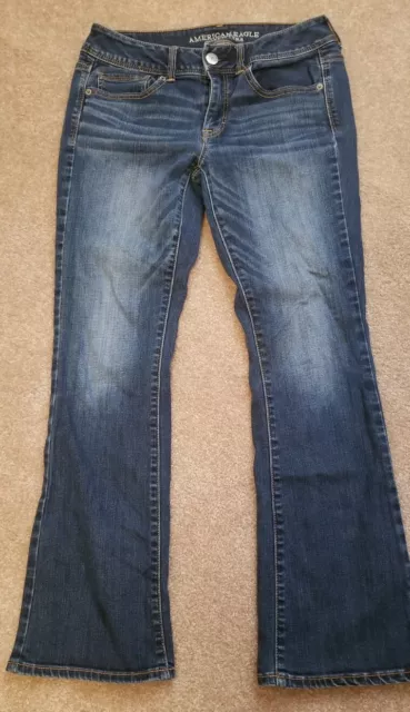 Ladies American Eagle Outfitters Blue Denim Kick Boot Medium Wash Jeans Size 6