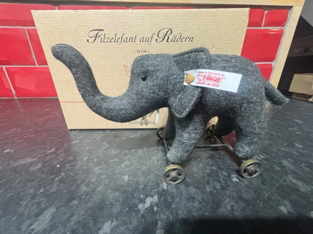 Steiff éléphant Sur Roues 43 Cm – Animal En Peluche, Excellent état