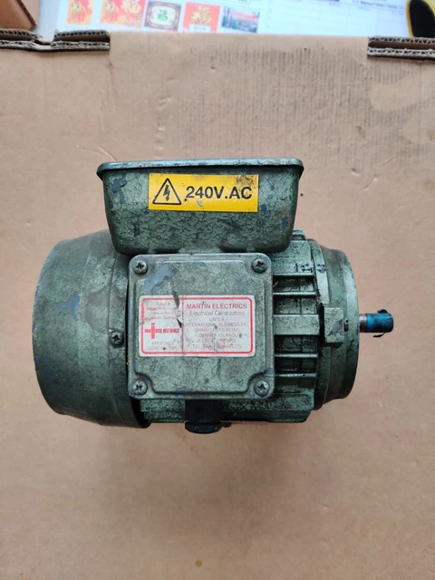 BROOK CROMPTON PARKIBSON Single phase electric motor 0.55kw 220v 240v