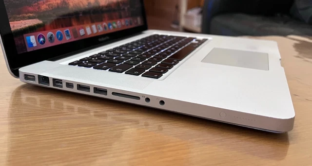 15" Apple MacBook Pro metà 2010 - Intel i5 2,4 GHz / 8 GB RAM / 256 GB SSD A1286 7