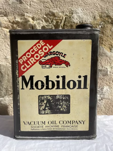 ancien bidon huile Mobiloil