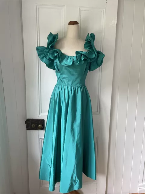 Vintage 70s 80s Prom Dress Size 10 Small Green taffeta ruffle maxi dress full le