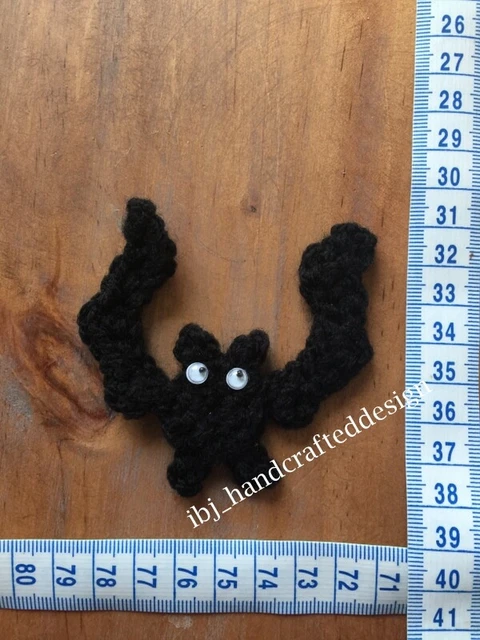2 Handgefertigte Häkelacryl 🙂 Fledermäuse 🙂 Applikation Nähen Trimmen Kleidung Halloween 2