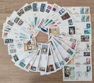 France lot enveloppes 1er Jour 1967 année complète à 25% de la côte