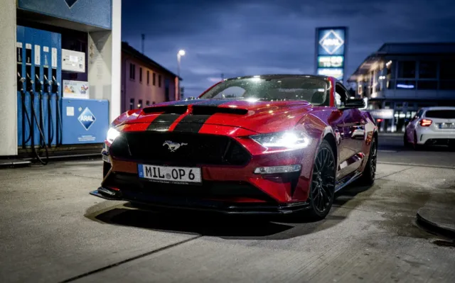 Autovermietung Sportwagen Mustang V8 Hochzeitsauto