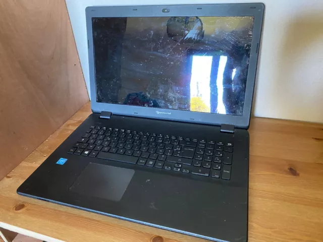 PC Portable Packard Bell 17,3" pouces pour pieces Intel FONCTIONNE