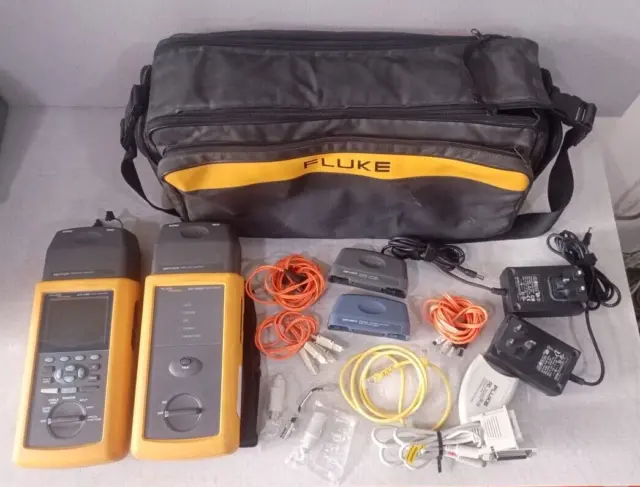 Fluke DSP-4300 Cable Analyzer and DSP-4300SR Smart Remote with 4 Adapter