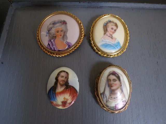Broche Ancienne Porcelaine De Limoges Et Laiton Doré - Scène Galante - Occasion